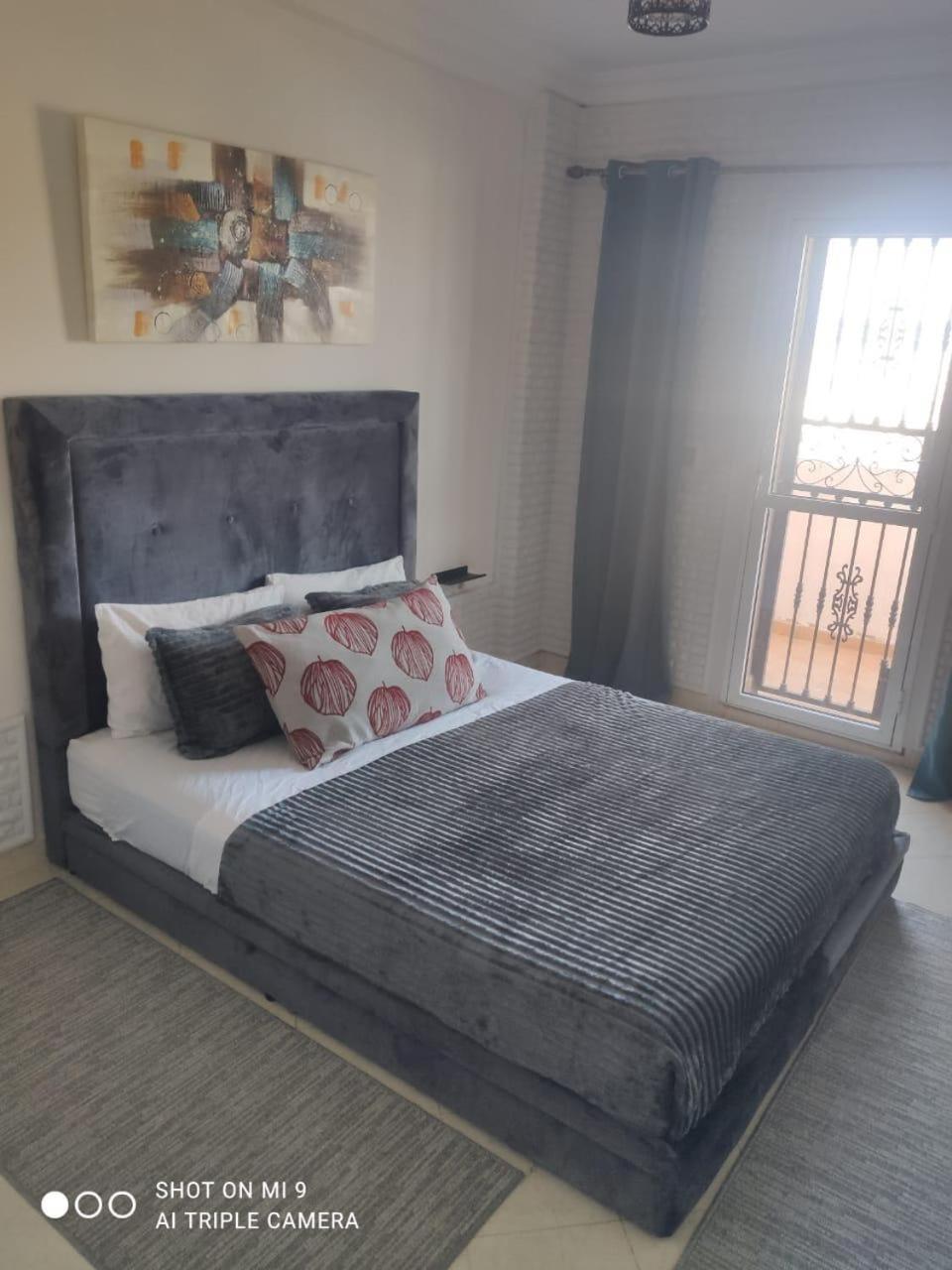 Appartement Residence Yassmina Tangier Bagian luar foto