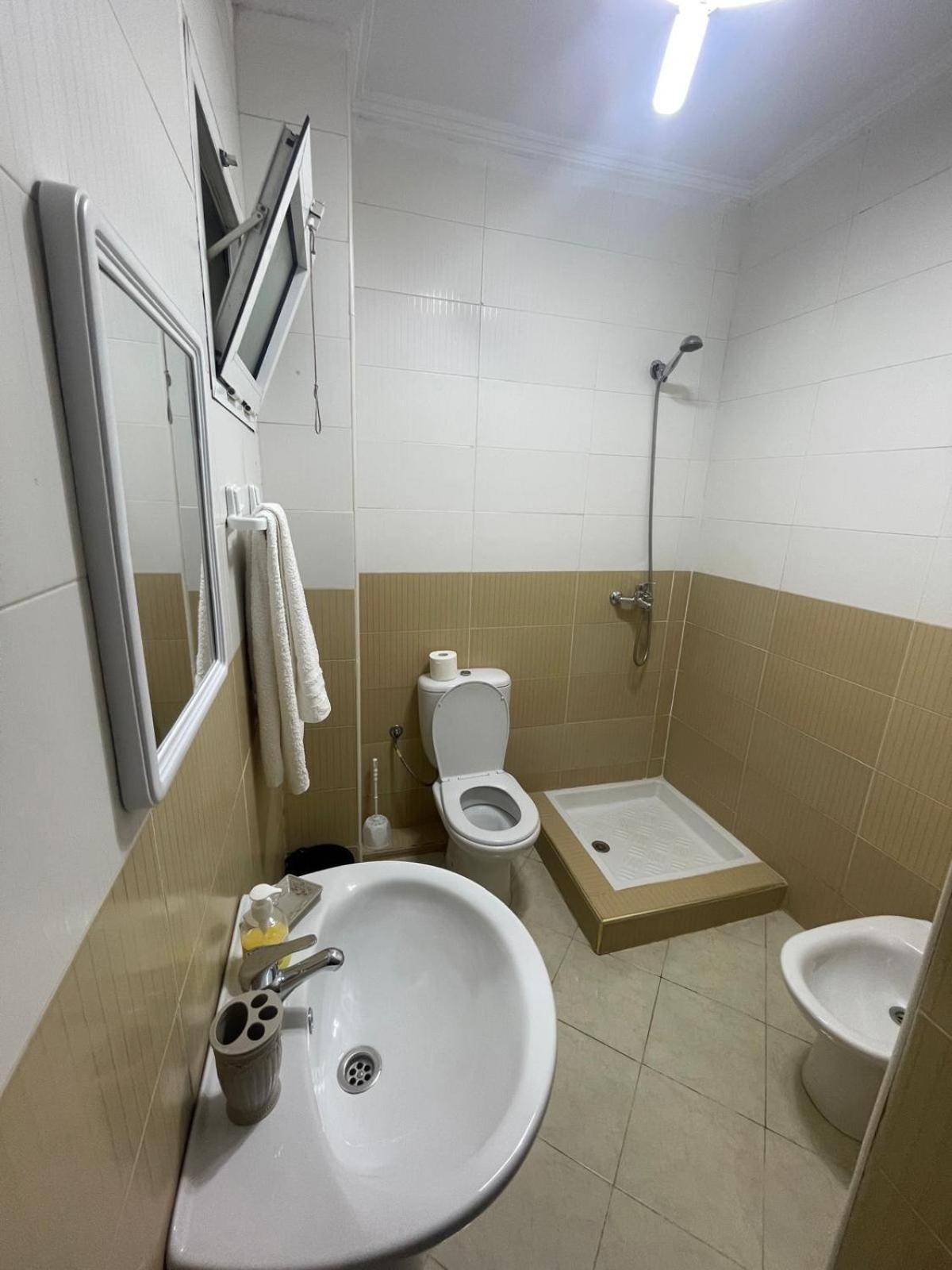 Appartement Residence Yassmina Tangier Bagian luar foto