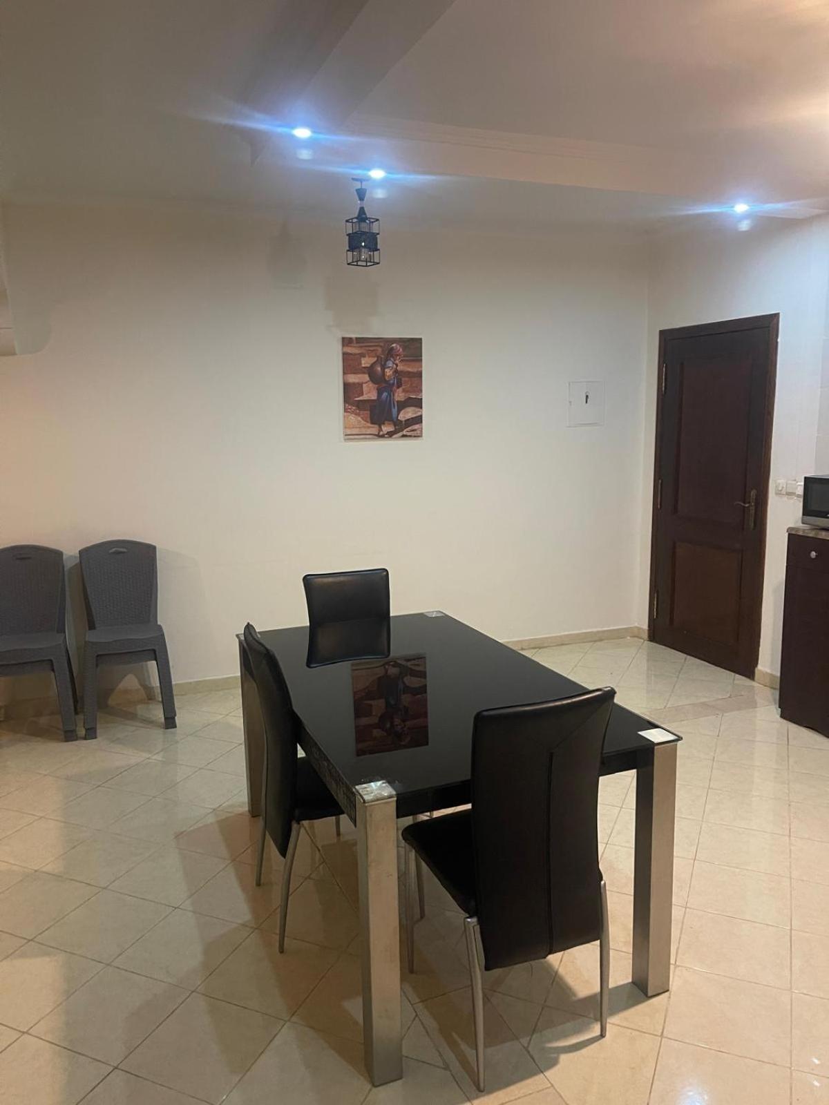 Appartement Residence Yassmina Tangier Bagian luar foto
